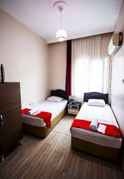 Cicek Palas Otel Smirne Esterno foto